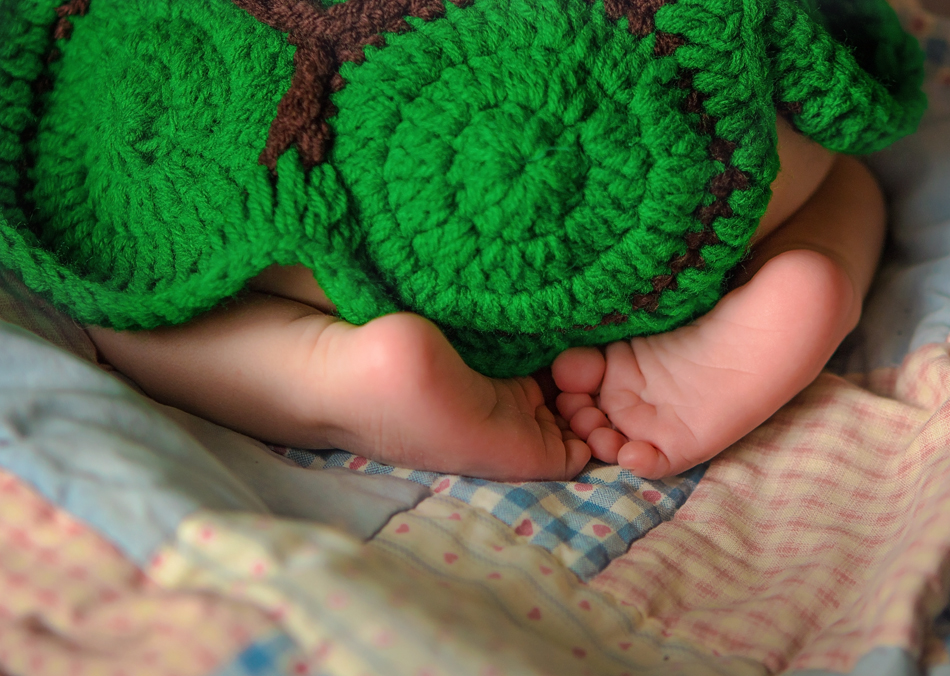 newborn_toes